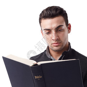 手教育一位年轻人读圣经的肖像男生图片