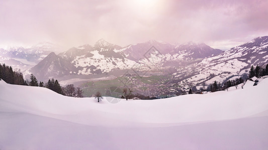冬季雪山雪景风光图片