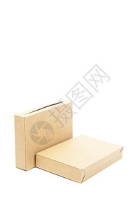 仓库白色孤立背景的两个棕色纸盒Name木板层图片