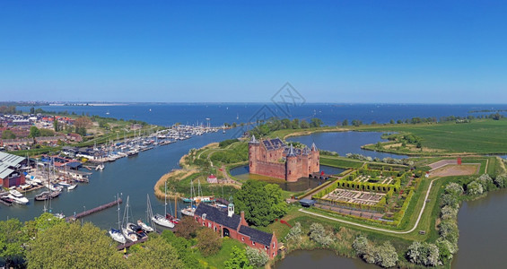 运河美丽的荷兰穆伊登中世纪城堡的航空rsquoMuiderslotrrc建筑学图片