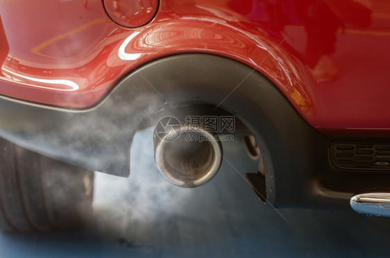 大气层一氧化碳封闭汽车排气管路图片
