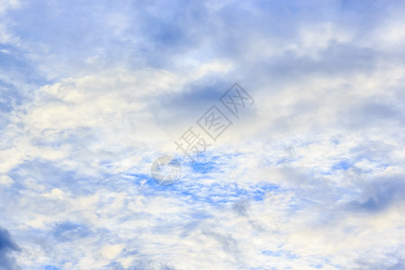 云天空宁比蓝色阳光图片
