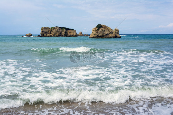 海滩海浪图片