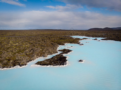 蓝色的健康位于冰岛雷克雅未的主要旅游景点之一的蓝环礁湖温泉著名的图片