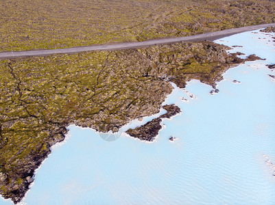 位于冰岛雷克雅未的主要旅游景点之一的蓝环礁湖温泉景观岩石暖的图片