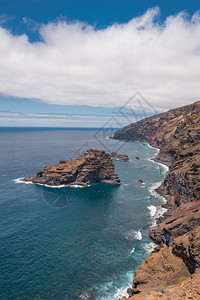 蓝色的西班牙加那利群岛拉帕尔马火山景观布亚伦海岸线加洞穴图片