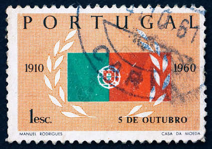欧洲周年纪念日PORTOUGALCIRCA1960葡萄牙印刷的章显示和劳蕾尔共国五十周年1960服务图片