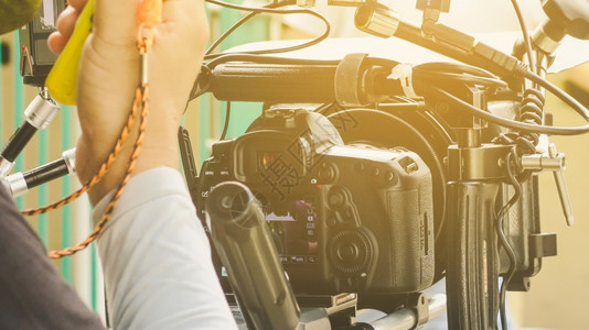 相机电影片场摄幕后背景电影摄制组作三脚架广播图片素材