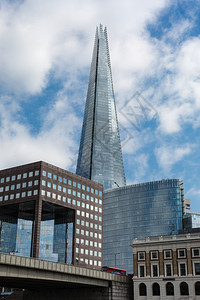 金融的旅行摩天大楼伦敦南华克的碎片大厦原伦敦桥塔南华克的原桥塔图片