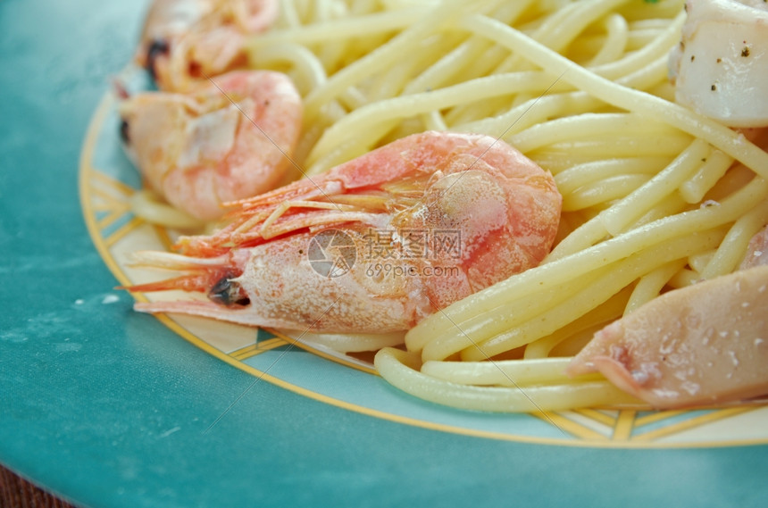 玛丽娜拉Spaghettiaifruttidimare意大利面食配海鲜食谱美图片