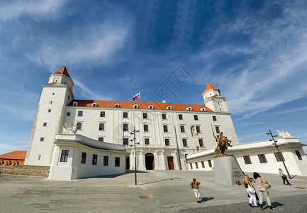 欧洲布拉迪斯发城堡历史图片