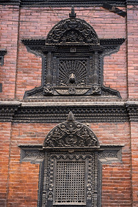古董关闭尼泊尔加德满都Durbar广场寺庙正方形图片