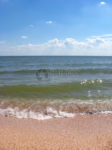海浪在岸边的全景松弛波浪水图片