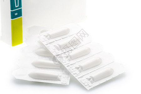 治愈抗生素塑料条形包装中的阴道寄存室和白底塑料条状包中的箱式阴道寄存室栓剂图片