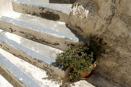 文化街道过境希腊圣托里尼岛卡马的石塔楼梯图片