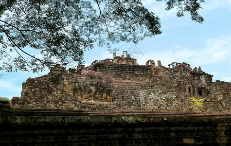 历史佛教徒柬埔寨大座巴普洪寺吴哥汤姆西雷普的沉睡之夜雕像图片