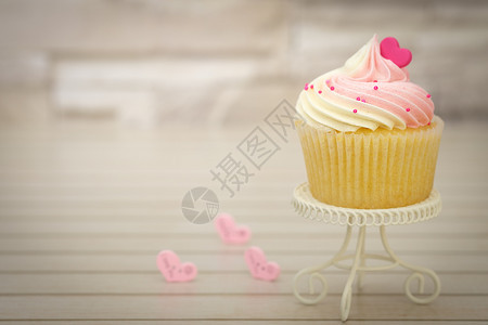 鞭打心Cupcake饼的装饰美极了光亮明AF点选择粉色的图片