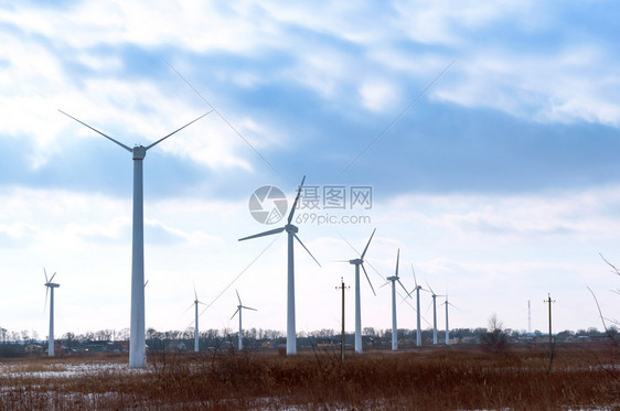 风力涡轮机发电厂机环保型能源风力发电机风环境景观农场图片