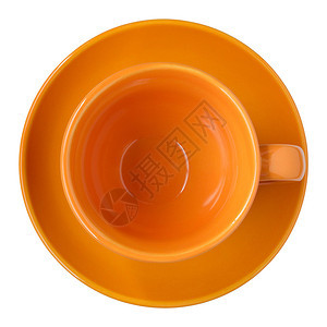 多于白色剪切路径上孤立的空橙色杯和碟头顶视图陶器茶图片