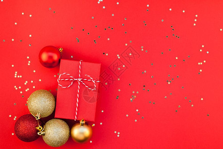 购物弓最佳新圣诞年礼物包裹的丝带平板最顶端天视2019年圣诞节2019年庆祝手工制作礼品盒红纸色火花金图片