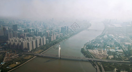 广州珠江风景和中华共国广州塔窗户中市心灰色的图片
