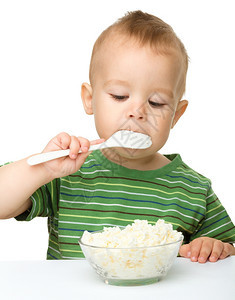 吃米饭的小男孩图片