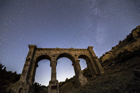 星试验建筑学土耳其古代城市安塔利亚Antalya夜晚图片