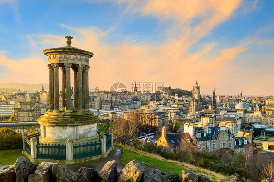 爱丁堡旧城的美丽景色建筑学城堡日落图片