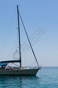 船尾高清图片从大海到内塞伯尔市的景色高清图片小清新海边帆船海鸥