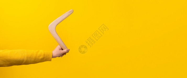 颜色象征黄的背景全模拟女手头的阳率图片