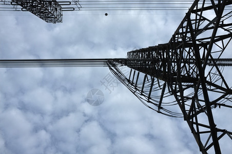 高压电输送流双光柱塔台高压电输管站高的日落建筑学图片
