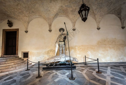旅行欧洲意大利威尼斯Doges宫PalazzoDucale后院圣西奥多雕塑桑图片