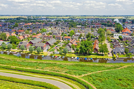 屋旅游行关于荷兰弗里斯Heeg村的空中观察图片