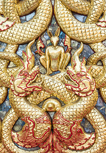 眼睛雕像建筑学在泰国庙宇区的教堂墙壁上一只小兔子的金龙史图科不需要财产放行图片
