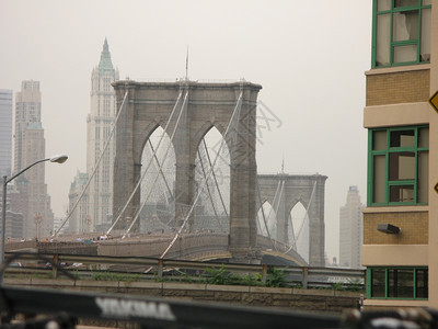 海港纽约布鲁克林桥东新的图片