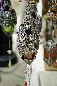 艺术的摩洛哥喇叭非洲风格的灯具装饰品街道非洲人图片