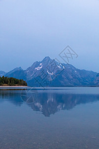 风景池塘清晨在大泰顿公园怀俄明州的科尔特湾村自然图片