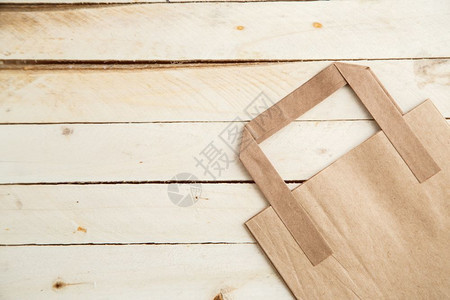 木制的背景可生物降解环境友好型纸板袋市场品牌推广图片