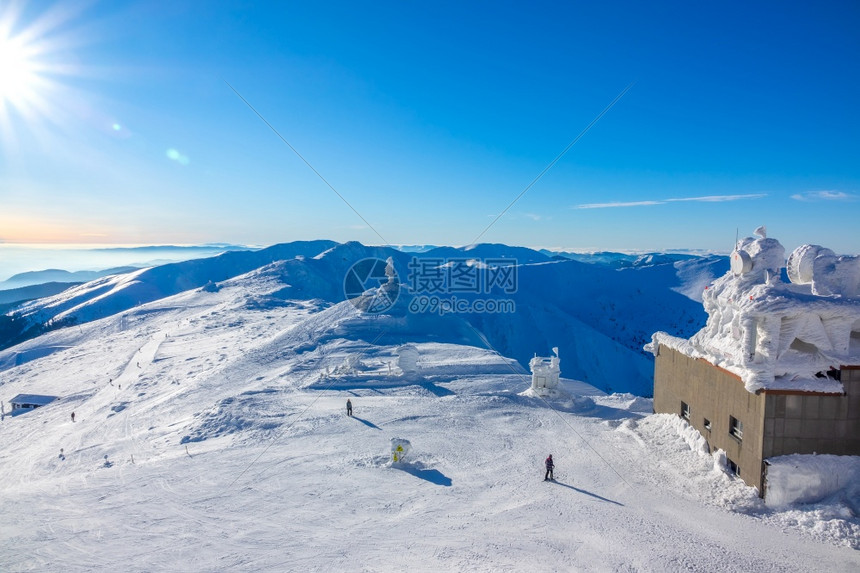 冬季雪山雪景图片