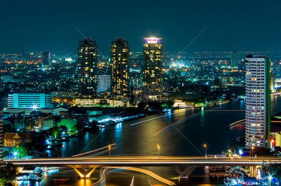 曼谷黄昏夜景区商业曼谷夜景的市风夜城市晚办公室图片