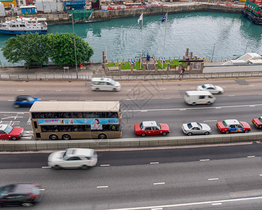 2014年5月日香港每年有10万游客乘车和出租前往香港多云的百万塔图片
