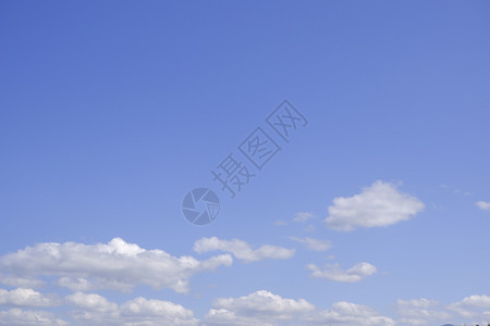 户外季节明亮的和蓝色天空背景图像图片