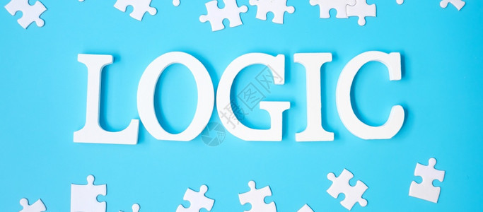 LOGIC文本有蓝色背景的白拼图片逻辑思维难题解决方案理战略世界逻辑日和教育的概念孩子们使命颜色图片