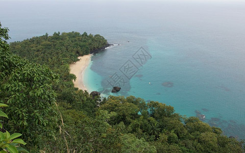 自然环境非洲圣多美和普林西比圣多美和普林西比岛香蕉海滩游客图片