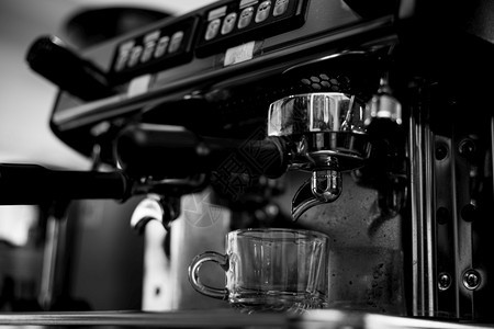 白色的早晨咖啡机厅黑白餐饮工艺有选择焦点摄影重图片