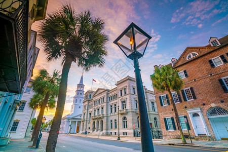 镇美国南卡罗来纳州Charleston市中心城区历史市景观建筑的图片