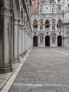 DogersquosPalace意大利威尼斯哥特建筑的内部视图意大利威尼斯欧洲的柱子著名图片
