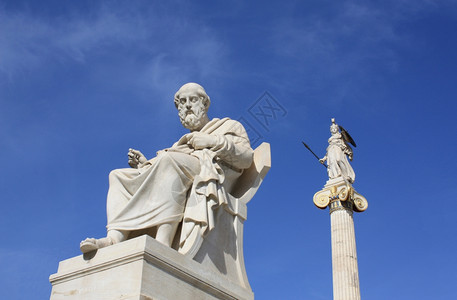 雅典欧洲古老的柏拉图希腊古代哲学家和智慧与战争PallasAthena女神新古典雕像图片