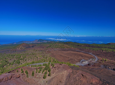 如画夏天无人驾驶飞机对特内里费铁德山地貌的空中观察海景图片
