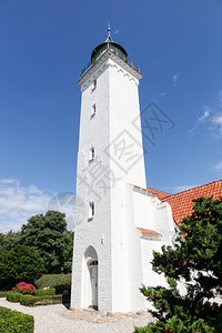 历史的丹麦图诺岛教堂和灯塔会聚一航海的旅游图片
